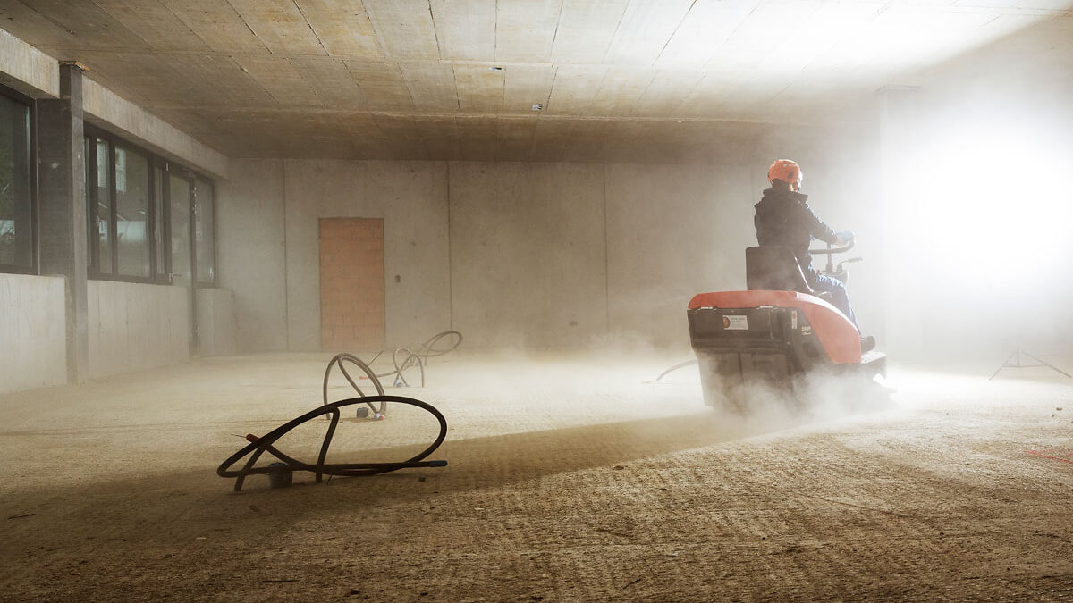 Baugrobreinigung Kehrmaschine P. Sonderegger AG