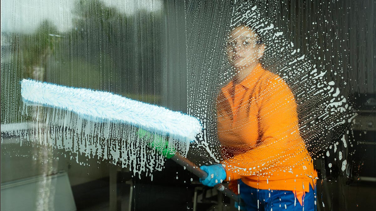 Fensterreinigung Neubau P. Sonderegger AG