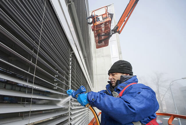 Fenster- & Storenreinigung DePuy Synthes, Bettlach